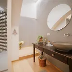 Dimora 13 Apartman *